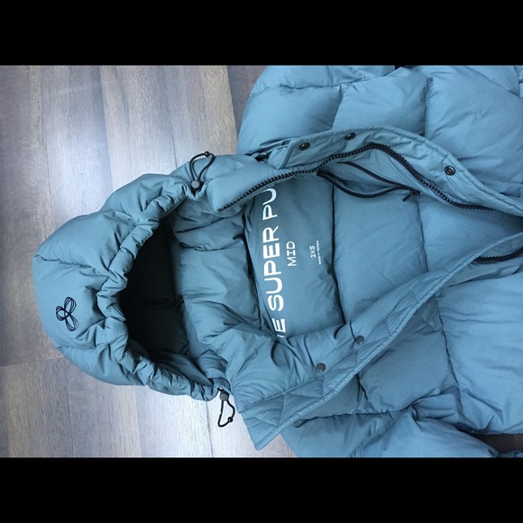 TNA Super Puff Mid Winter Coat - Picture 5 of 6